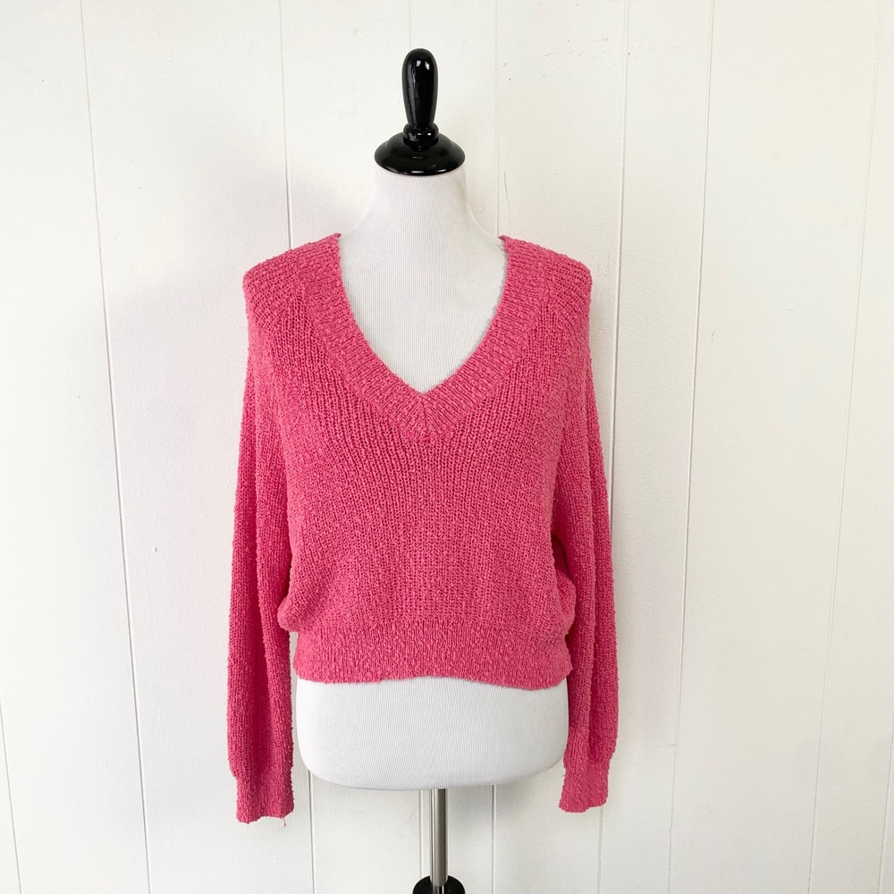 Altar'd State Pink V-Neck Popcorn Knit Cropped Sweater Size Small